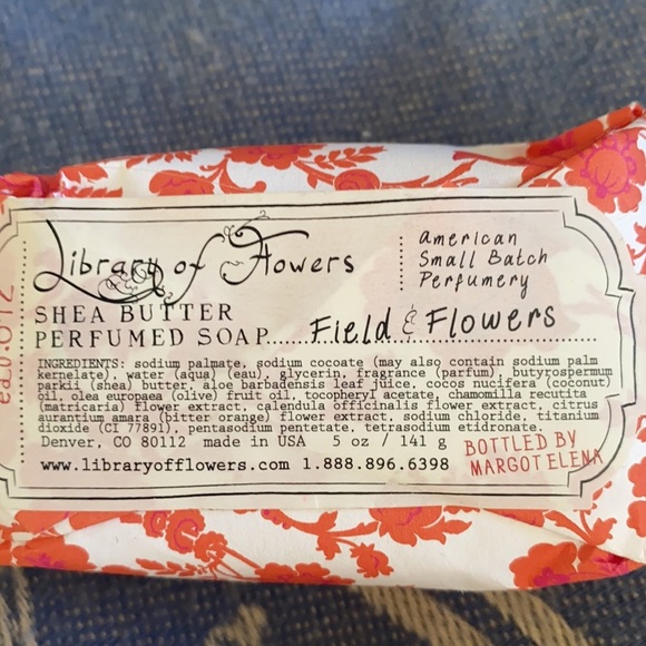 - Reusable Beauty Rounds x 3 and Soap - Picture 3 of 3